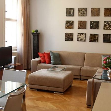 Spacious Elegance In The Heart Of Old Town Prague Ngoại thất bức ảnh