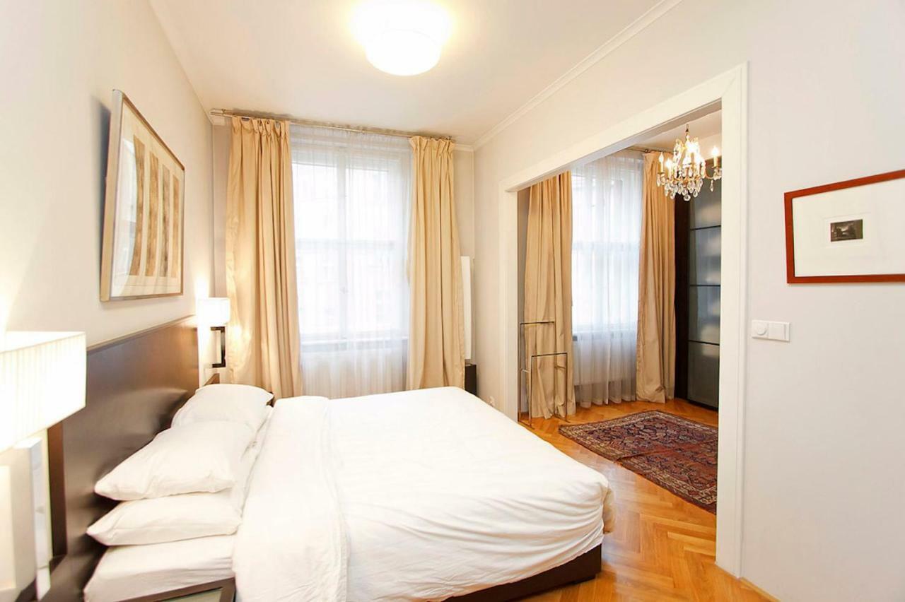 Spacious Elegance In The Heart Of Old Town Prague Ngoại thất bức ảnh