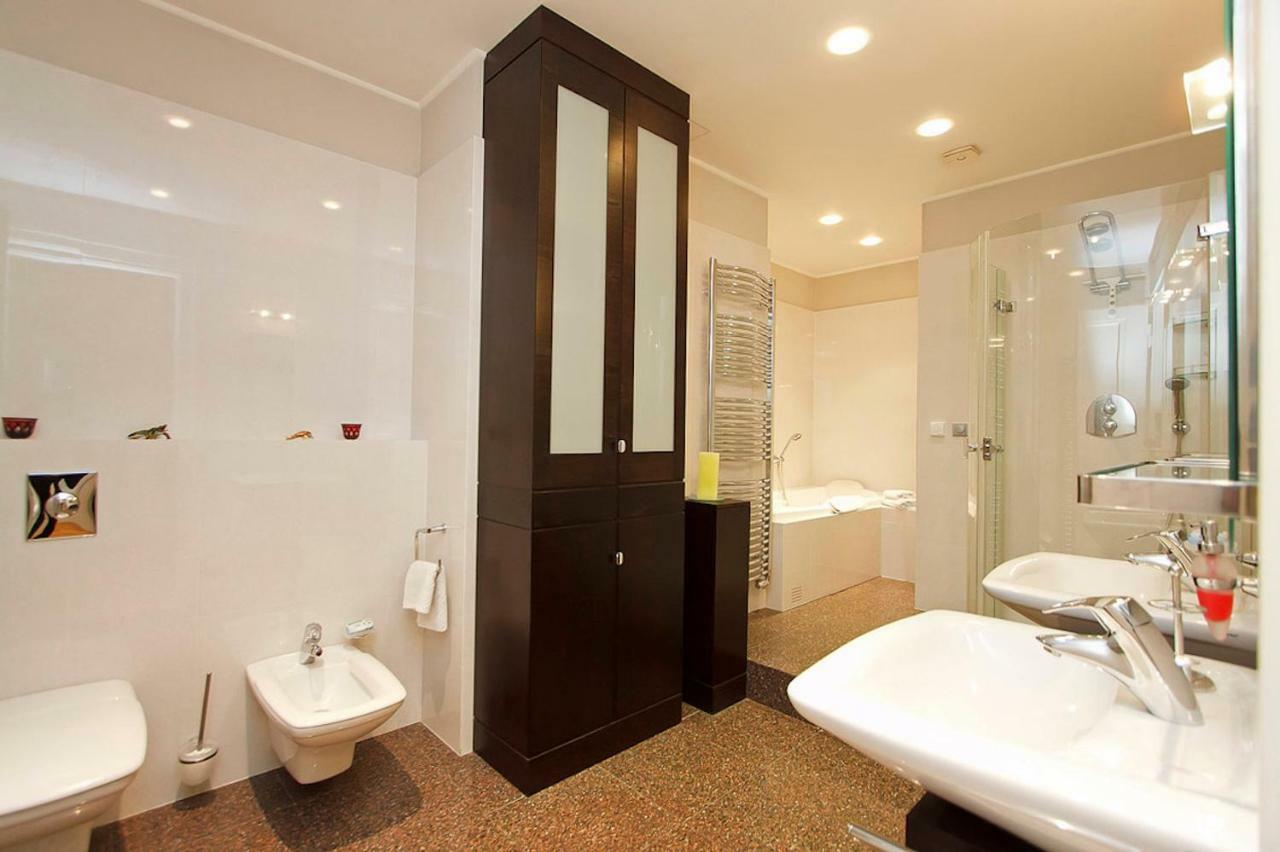 Spacious Elegance In The Heart Of Old Town Prague Ngoại thất bức ảnh